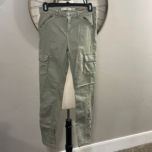 Zara sage green skinny cargo pants